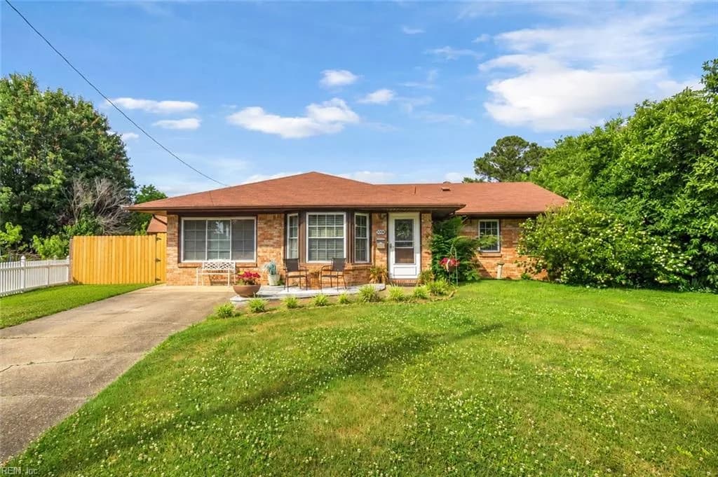 5004 Westgrove CIR, VIRGINIABEACH VA 23455 - Main photo
