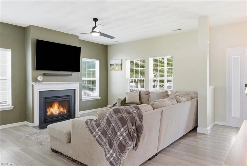6004 Torrey Pines LN, SUFFOLK VA 23434 - Photo 5