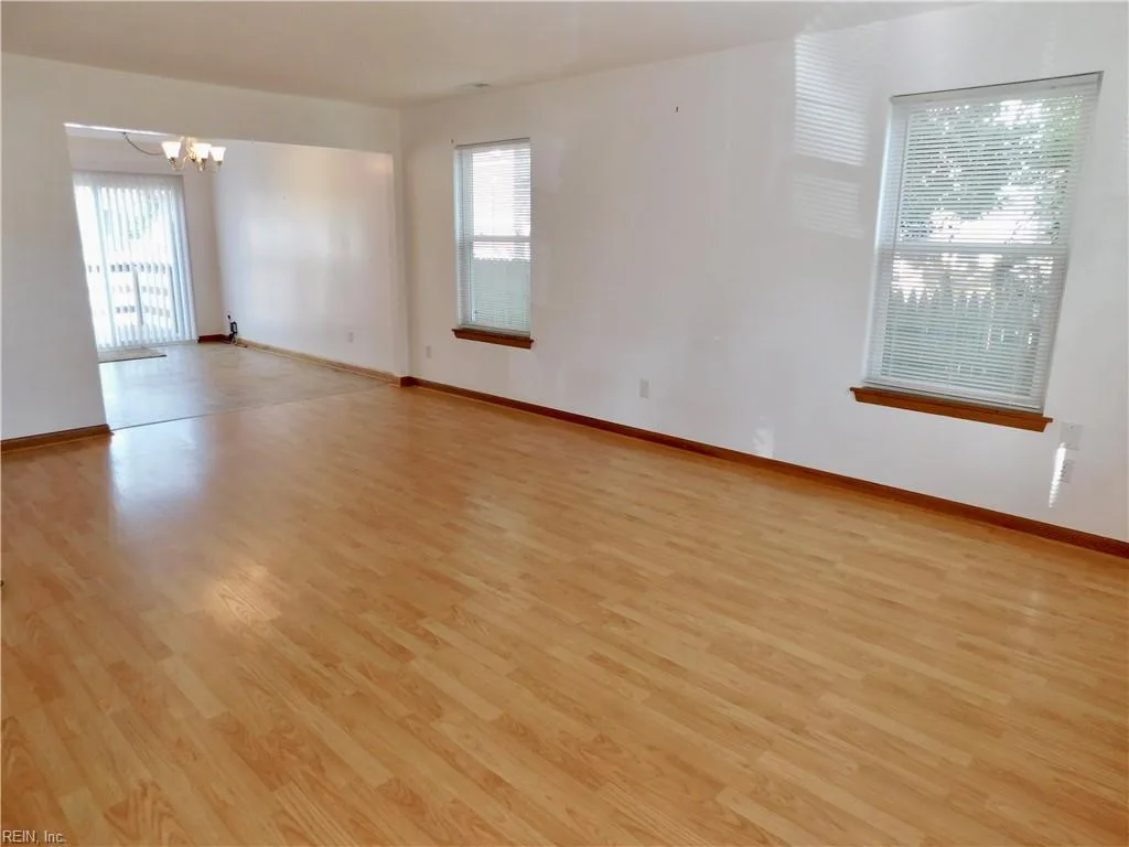 4804 Lake DR, VIRGINIABEACH VA 23455 - Photo 4