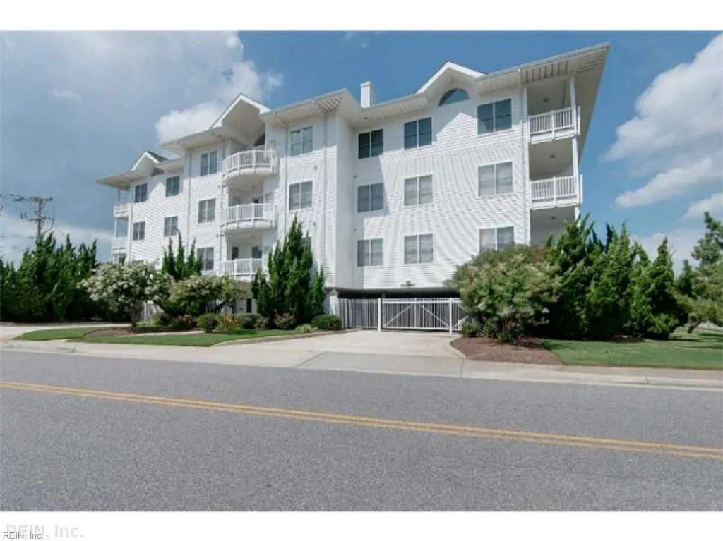 400 Rudee Point RD #206, VIRGINIABEACH VA 23451 - Photo 4
