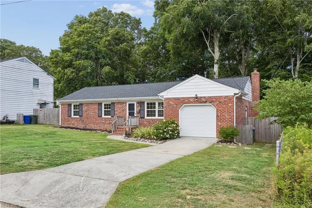 903 Sumter DR, NEWPORTNEWS VA 23608 - Photo 4