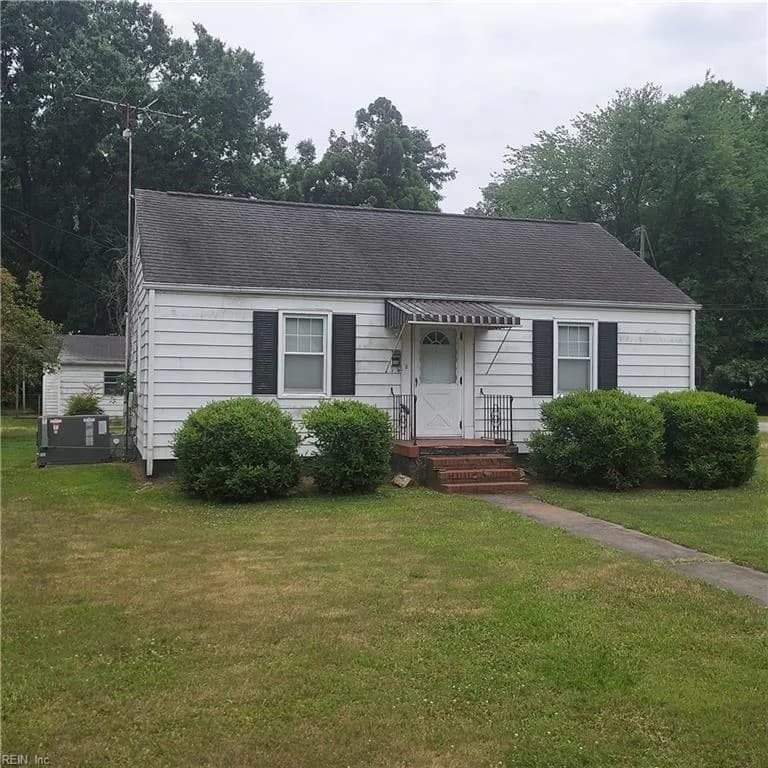 616 Brewer ST, NEWPORTNEWS VA 23605 - Photo 2