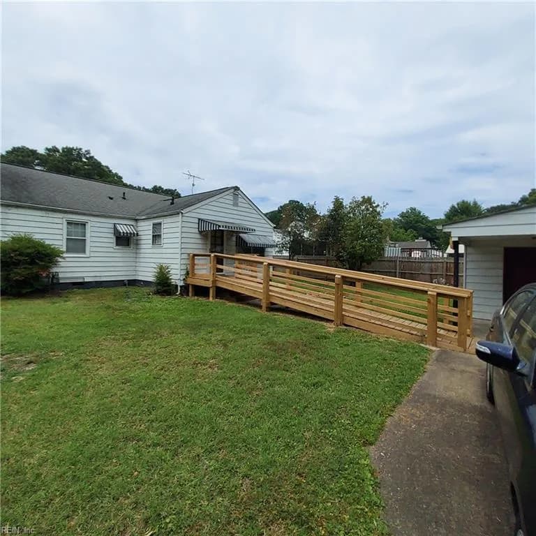 616 Brewer ST, NEWPORTNEWS VA 23605 - Photo 4