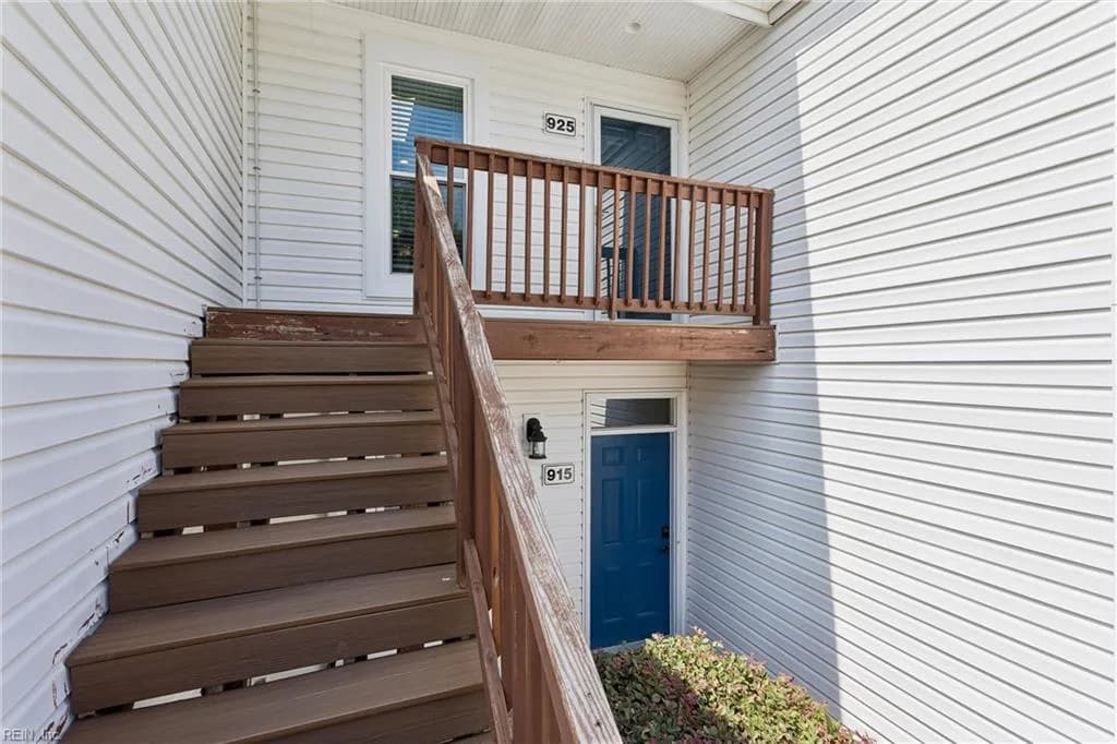 925 Ironwood DR, YORKTOWN VA 23693 - Photo 5