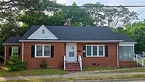 1908 E Washington ST, Suffolk — 3 bed Residential, 1,189 sqft