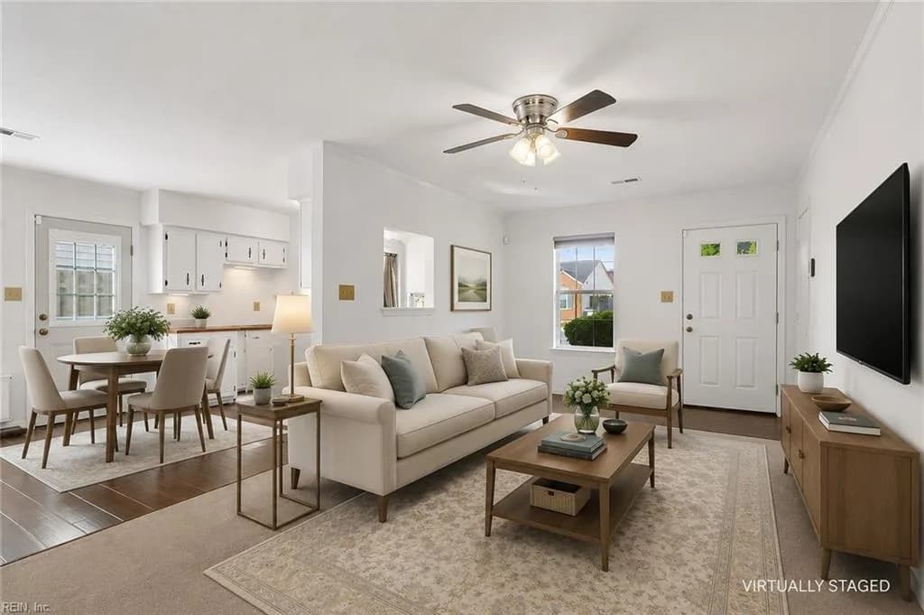 57 N Lake LOOP, HAMPTON VA 23666 - Photo 5