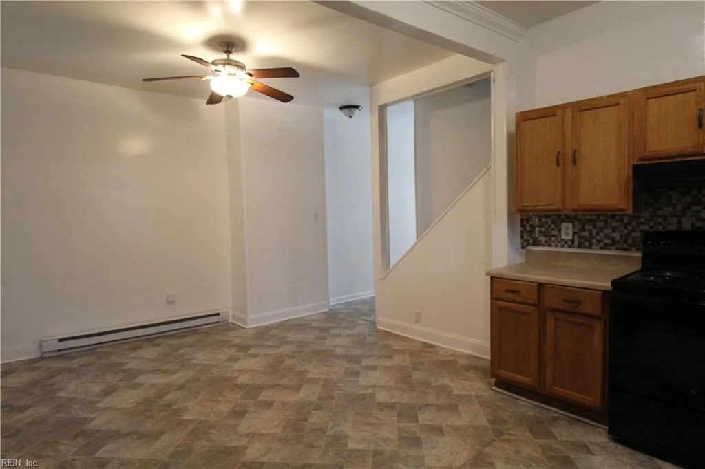 1035 23rd ST, NEWPORTNEWS VA 23607 - Photo 5