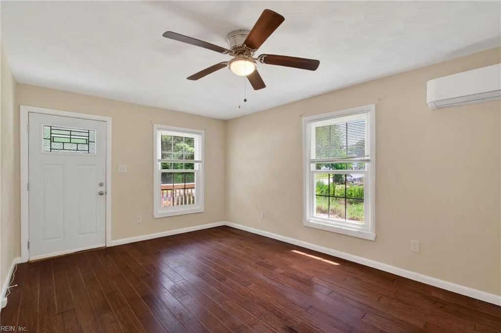 5001 Clifton ST, CHESAPEAKE VA 23321 - Photo 5