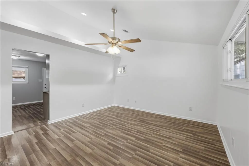 3404 Opoho CT, CHESAPEAKE VA 23321 - Photo 5