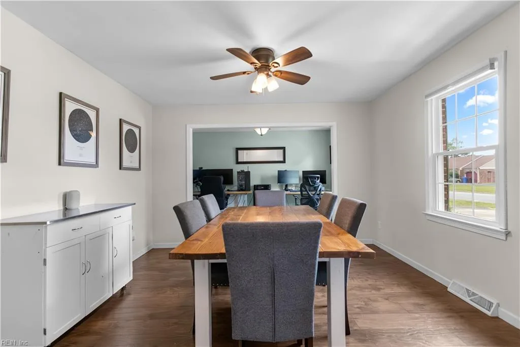 1421 Avon RD, CHESAPEAKE VA 23322 - Photo 4