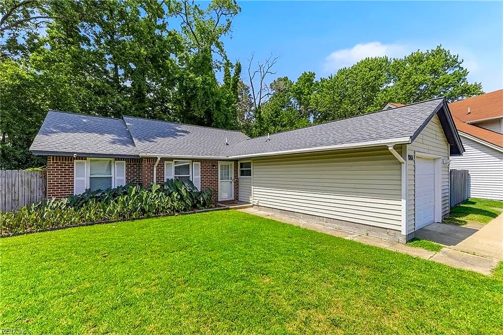 1061 Tall Oak DR, Virginia Beach — 3 bed Residential, 1,021 sqft