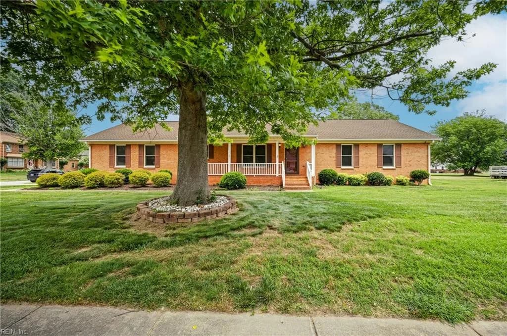 4161 Stonebridge LNDG, CHESAPEAKE VA 23321 - Photo 4