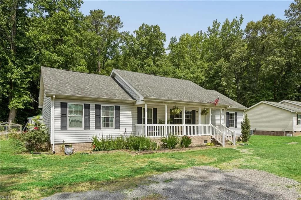 3290 Poplar DR, SMITHFIELD VA 23430 - Photo 3