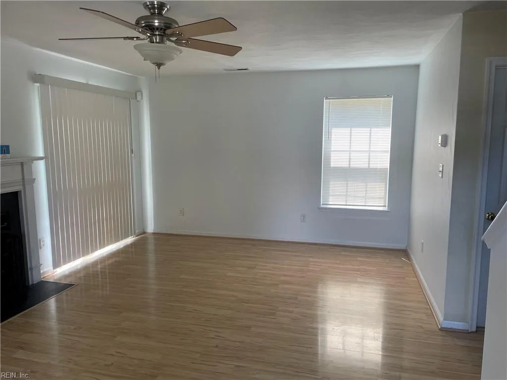 4781 Cullen RD, VIRGINIABEACH VA 23455 - Photo 4