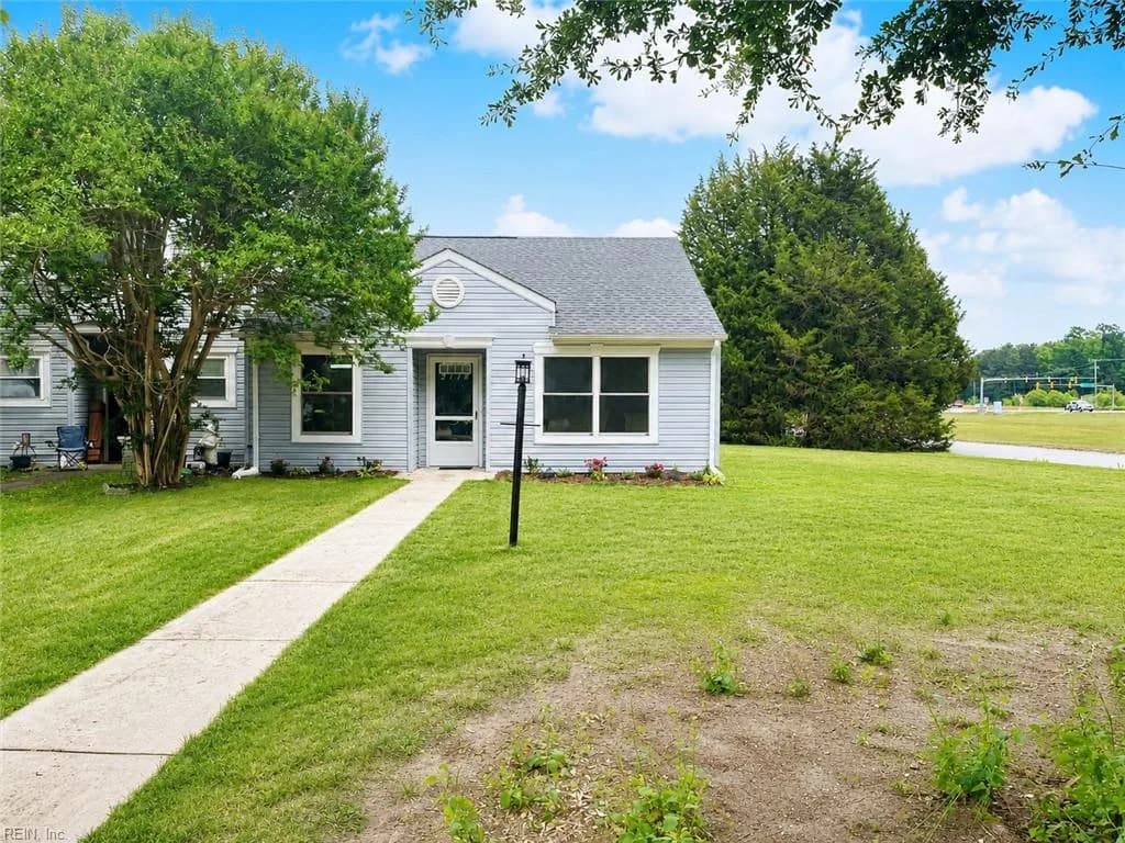 2118 King James Ct NONE, CARROLLTON VA 23314 - Photo 5