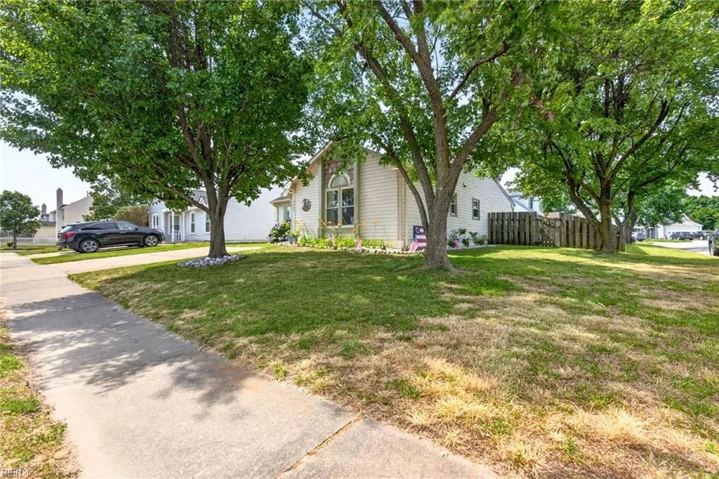 1005 Culmer DR, VIRGINIABEACH VA 23454 - Photo 4