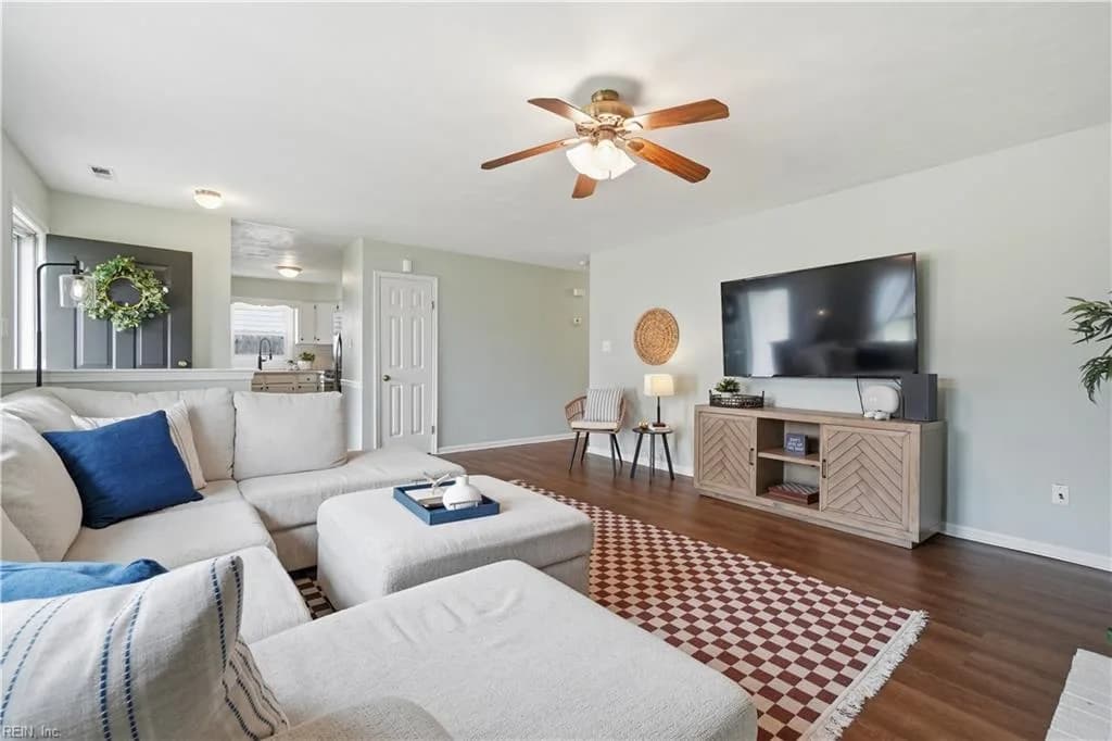 875 Avatar DR, VIRGINIABEACH VA 23454 - Photo 5