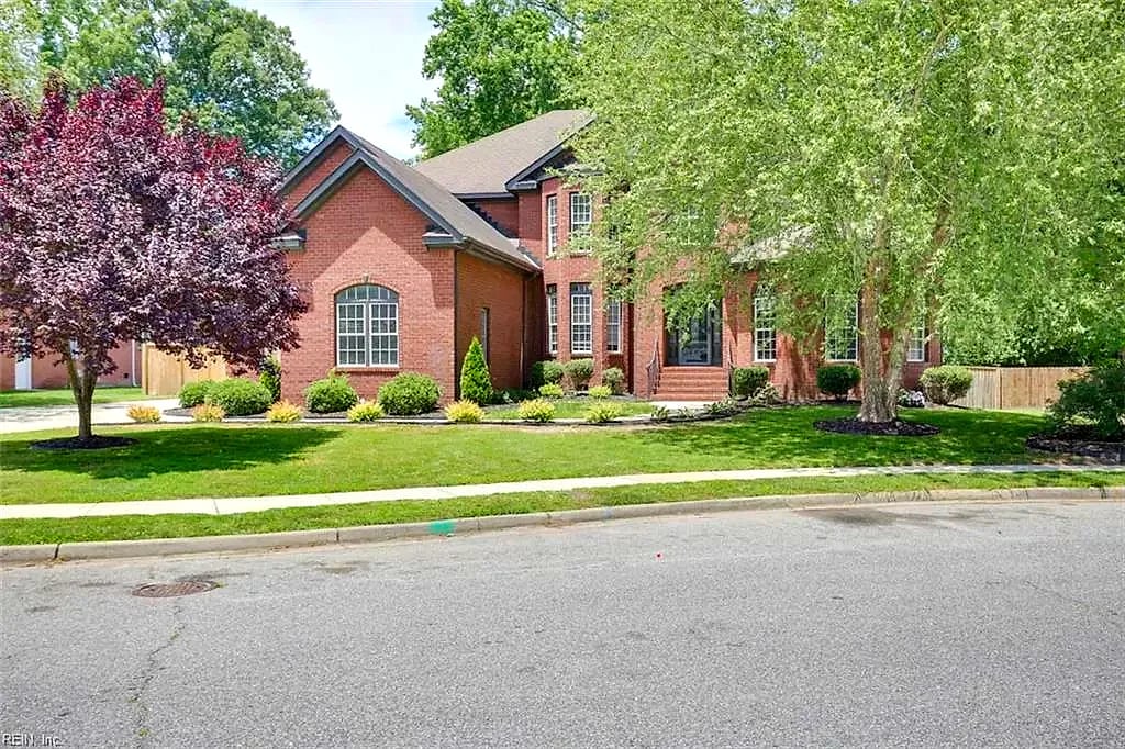 520 Youngstown CT, CHESAPEAKE VA 23322
