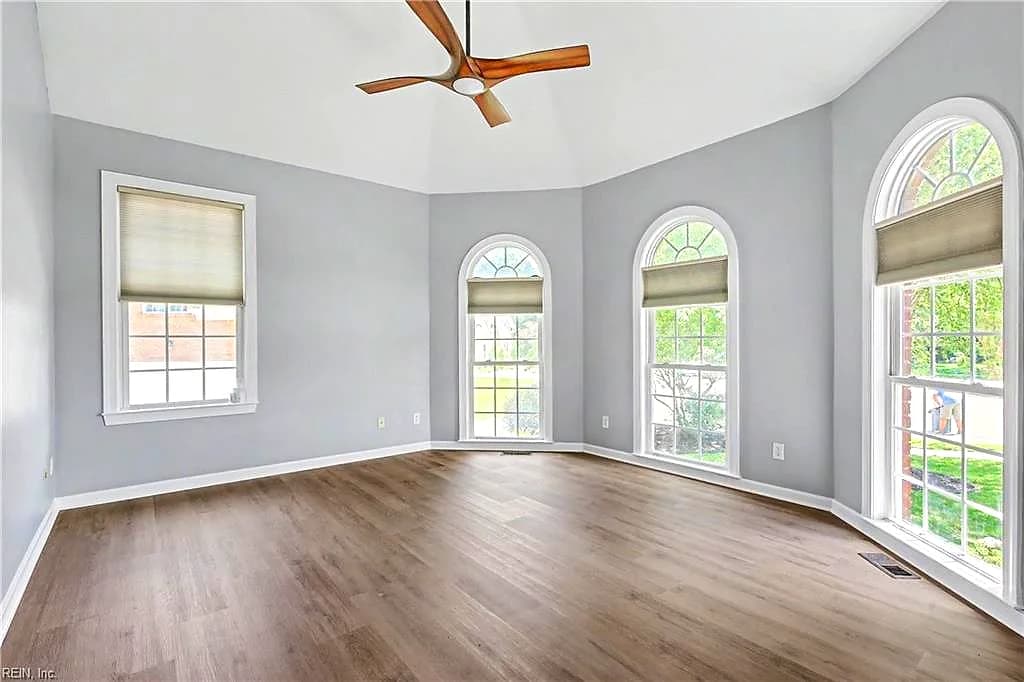 520 Youngstown CT, CHESAPEAKE VA 23322 - Photo 5