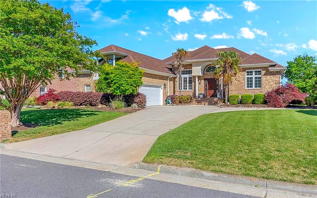 2124 Bierce DR, VIRGINIA BEACH VA 23454