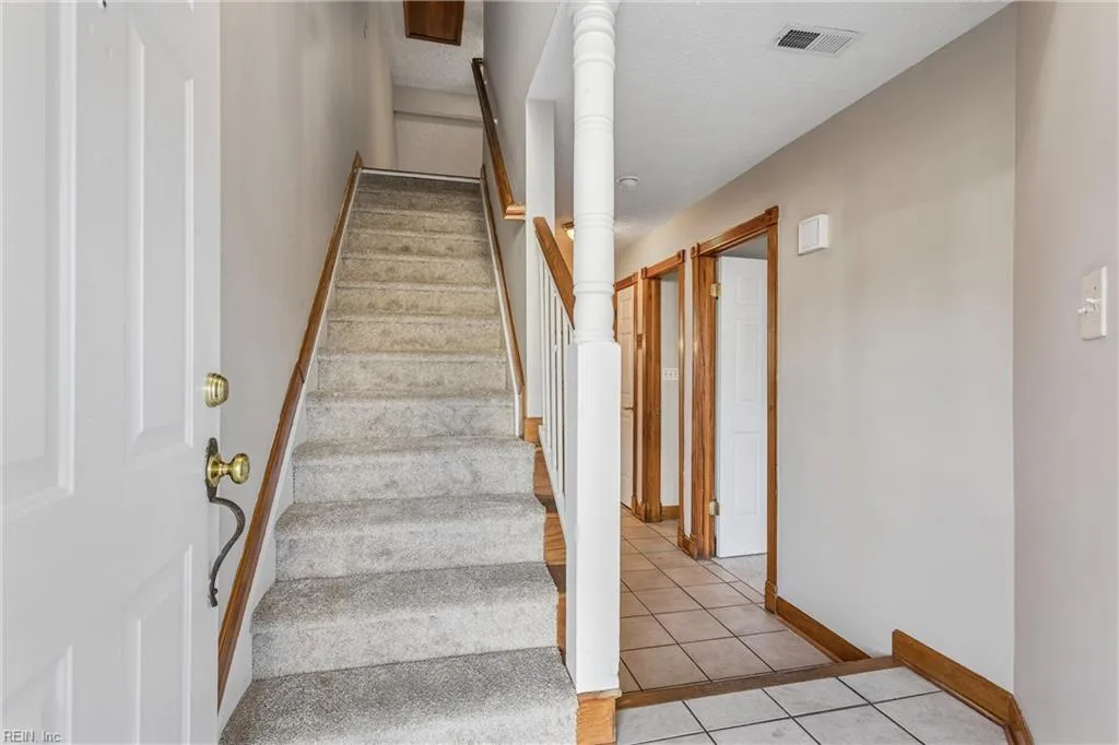 53 Treasure KY, HAMPTON VA 23666 - Photo 5