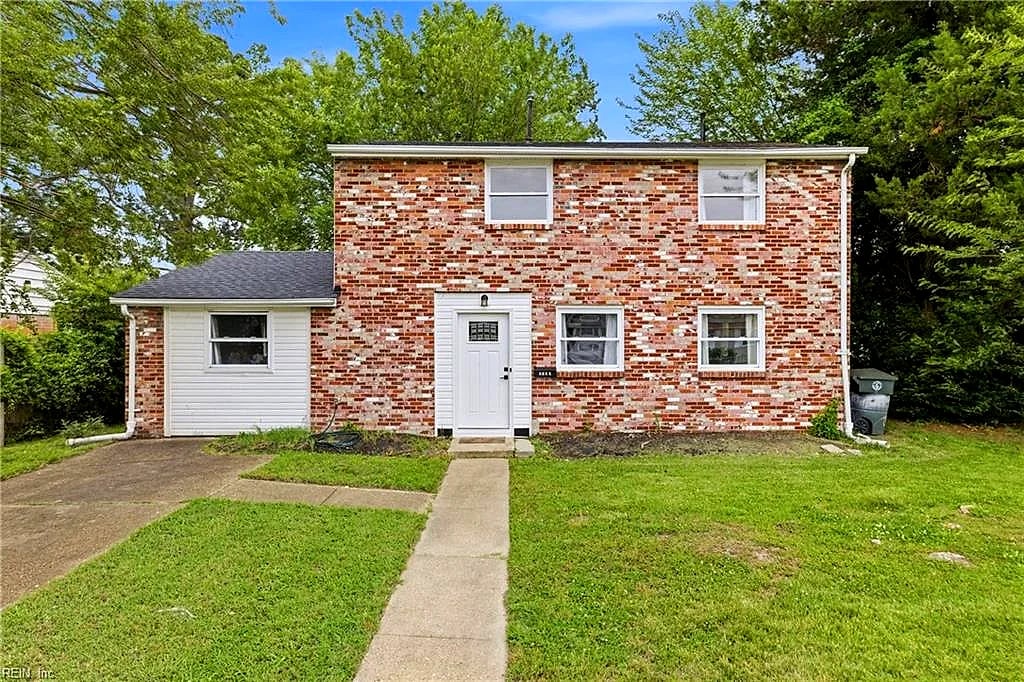 2102 Grimes RD, Hampton — 4 bed Residential, 1,750 sqft