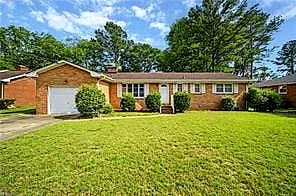 1030 MAINS CREEK RD, CHESAPEAKE VA 23320 - Main photo