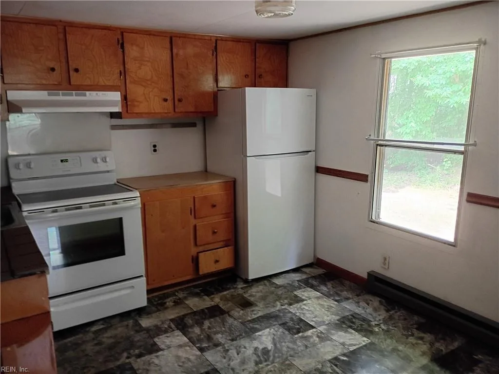 3445 Beaver Dam RD, FRANKLIN VA 23851 - Photo 4