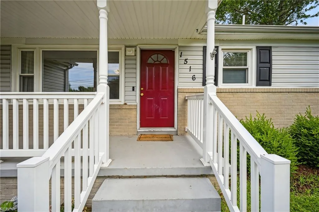 1516 Gardenwood PW, VIRGINIABEACH VA 23455 - Photo 3
