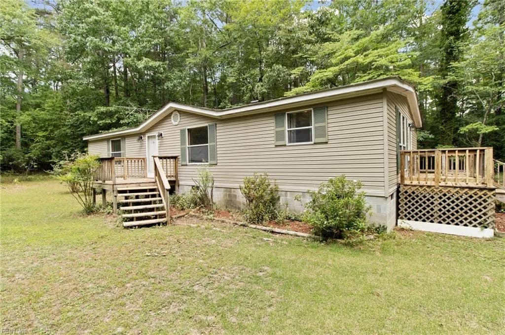 7695 Wagon Run RD, GLOUCESTER VA 23061 - Photo 3