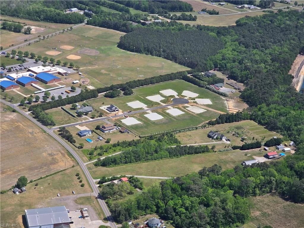 111 Indian Kettle RD, JARVISBURG NC 27947