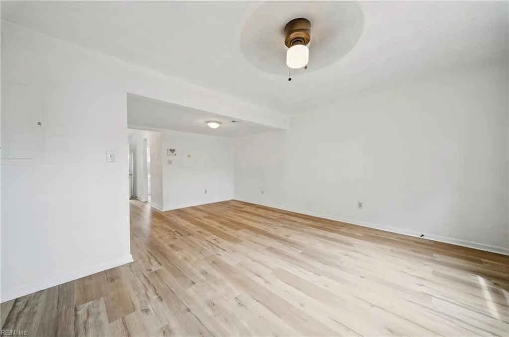 4602 Greenwood DR, PORTSMOUTH VA 23701 - Photo 5