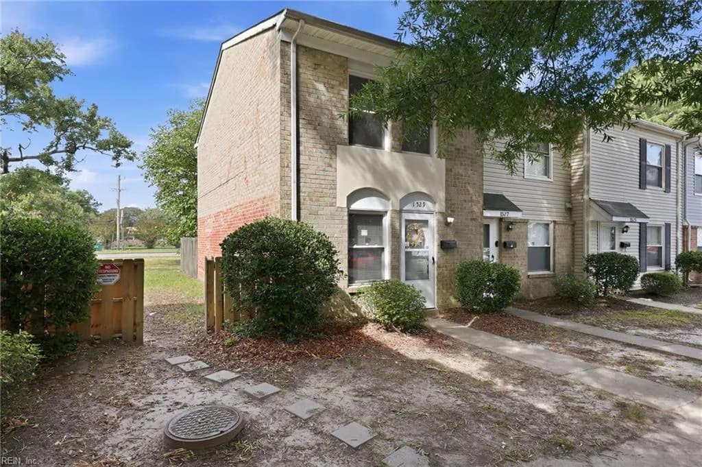 1529 Darren CIR, PORTSMOUTH VA 23701 - Photo 4