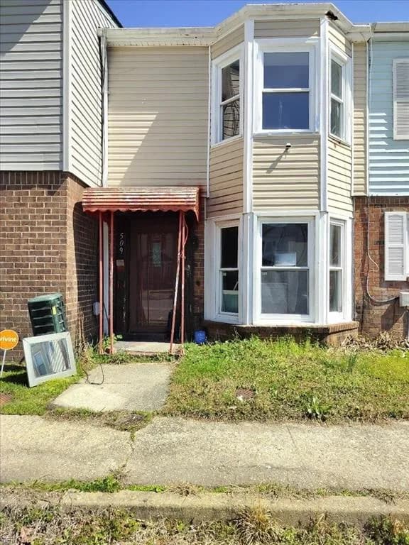 509 Harbour North DR, CHESAPEAKE VA 23320 - Photo 2