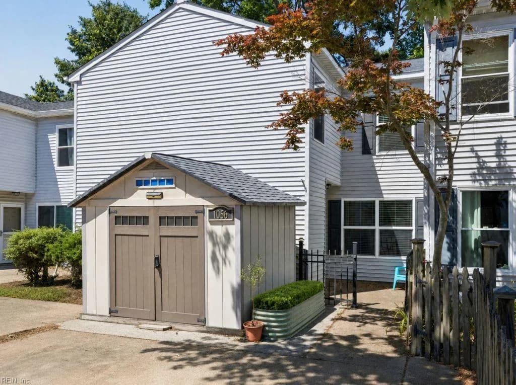 1056 Coastaway DR, VIRGINIABEACH VA 23451 - Photo 2
