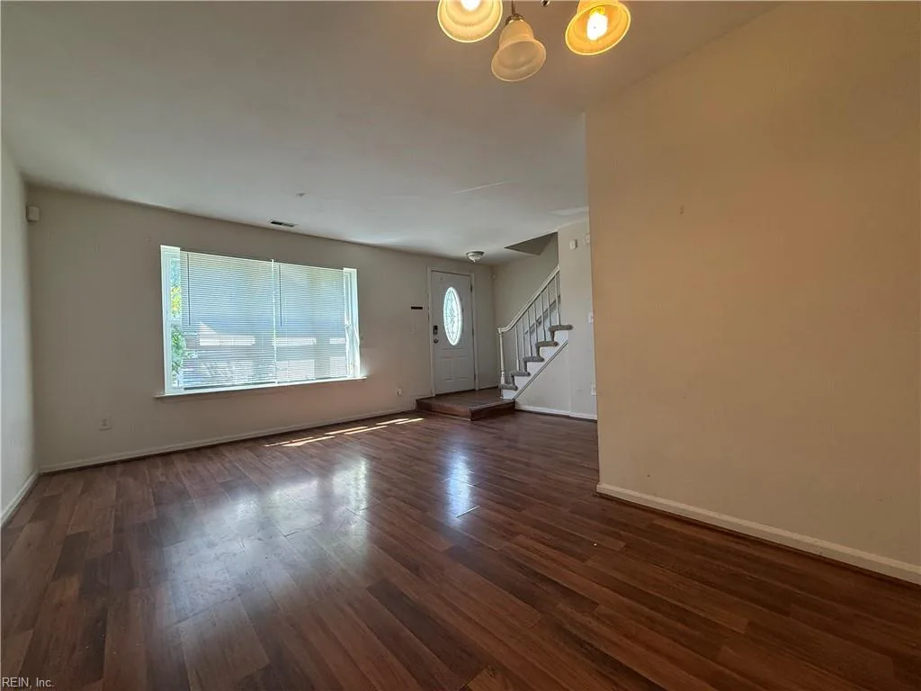 406 Osprey ST, VIRGINIABEACH VA 23462 - Photo 3