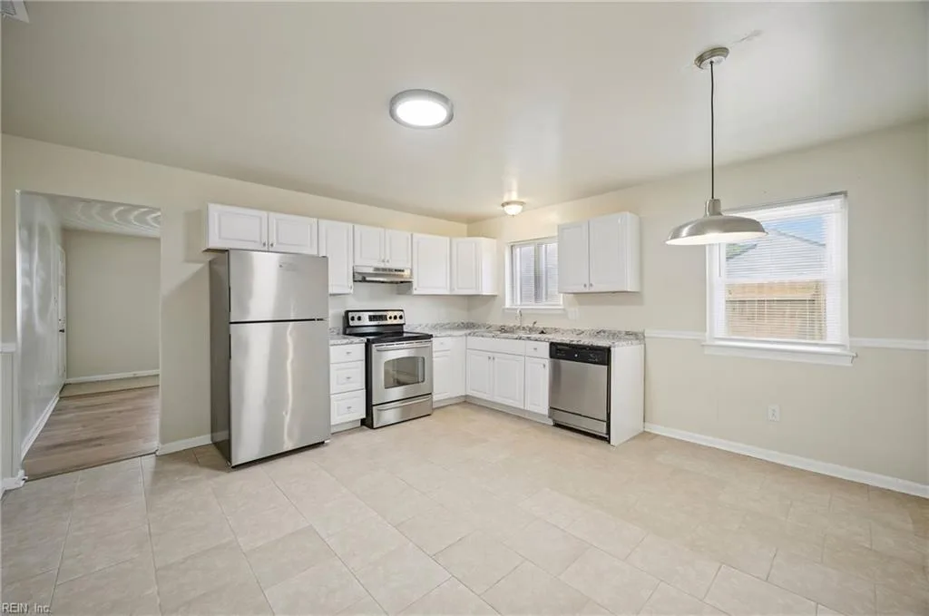 3800 Augustine CIR, PORTSMOUTH VA 23703 - Photo 5