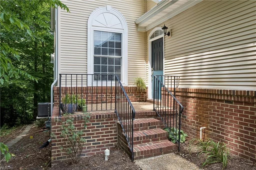 6901 Valley GRN, WILLIAMSBURG VA 23188 - Photo 3