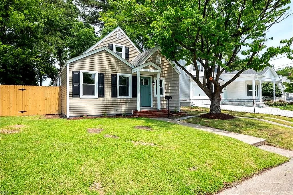 7534 Yorktown DR, NORFOLK VA 23505 - Photo 3