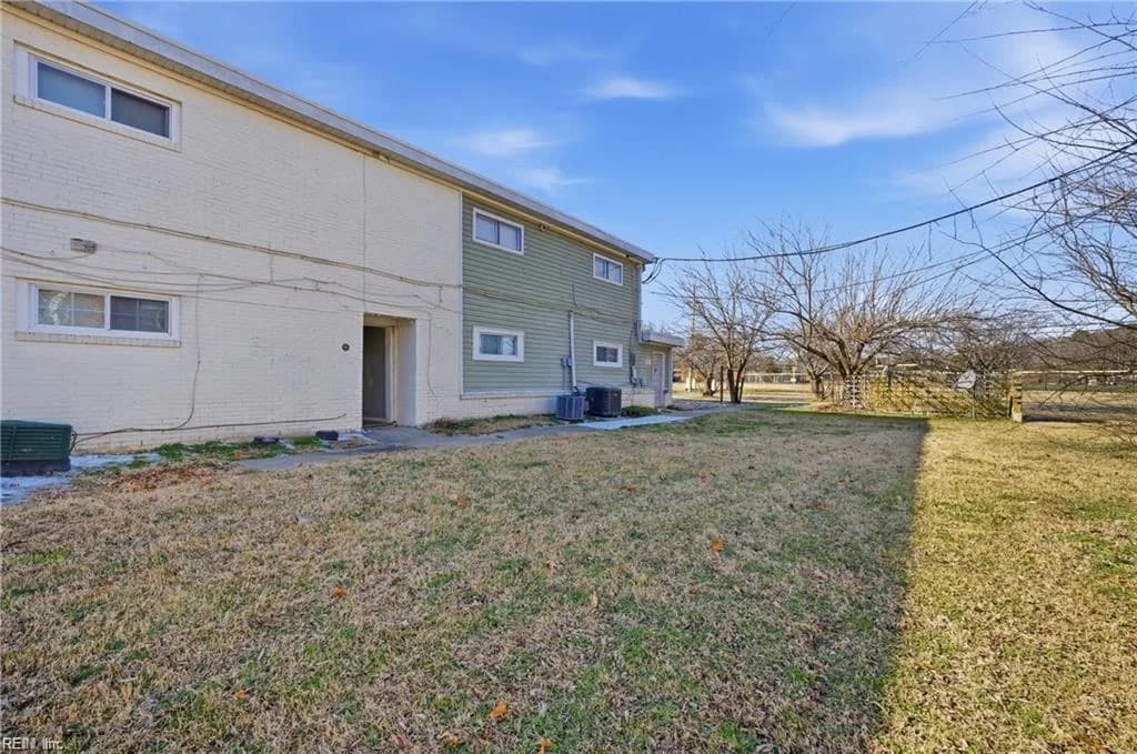 642 Dresden DR #M, NEWPORTNEWS VA 23601 - Photo 5