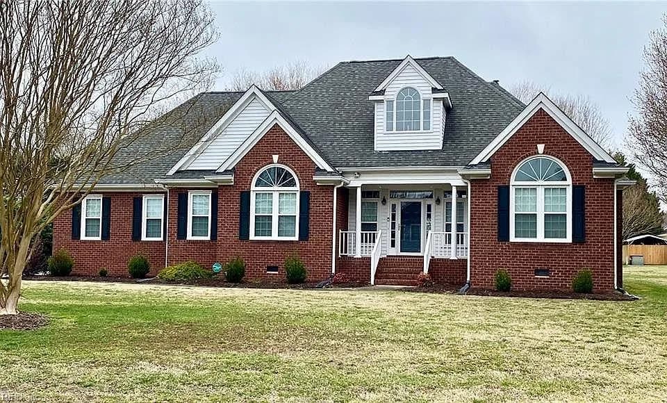 134 Kings Point DR, SUFFOLK VA 23434 - Main photo