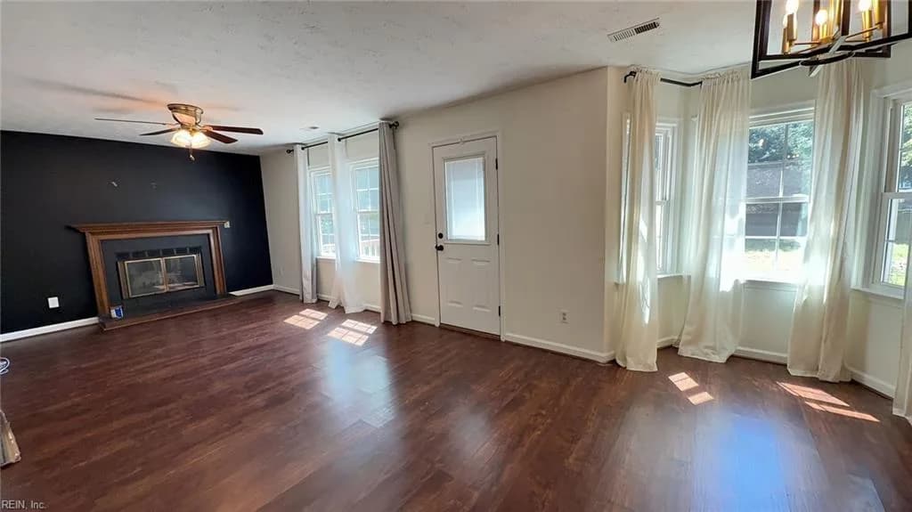 2 Eisele CT, HAMPTON VA 23666 - Photo 5