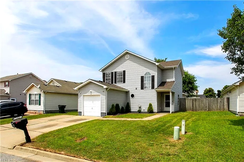 145 Greenfield CRES, Suffolk — 3 bed Residential, 1,814 sqft