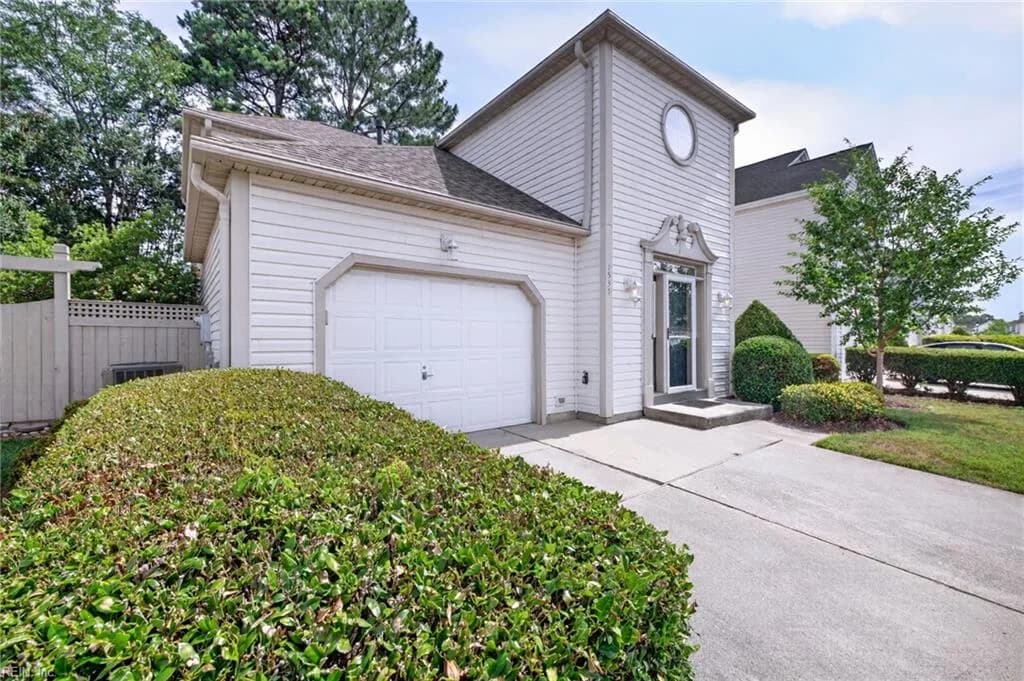 1537 Tallwood CIR, CHESAPEAKE VA 23320 - Photo 4