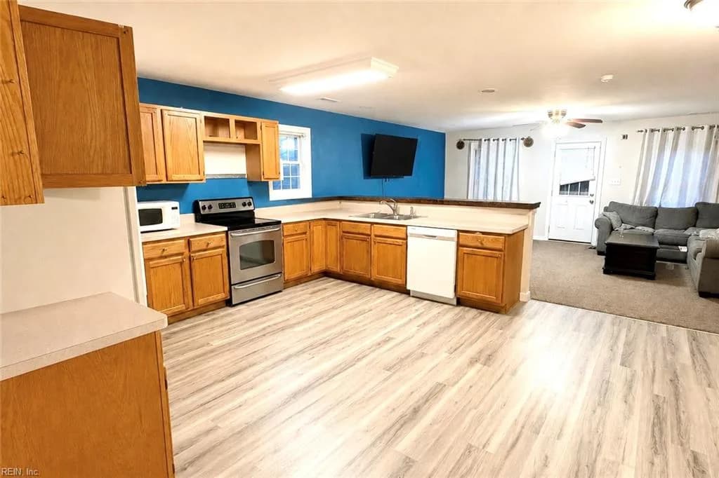 1712 Weber AVE, CHESAPEAKE VA 23320 - Photo 4