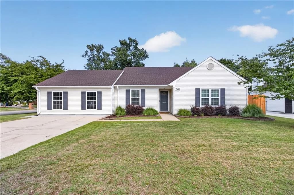 2600 Sunnyfield CT, VIRGINIABEACH VA 23454 - Photo 2