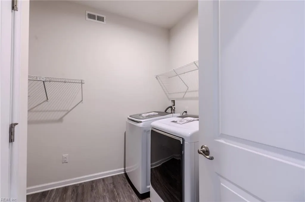 217 Farmington PL, SMITHFIELD VA 23430 - Photo 5