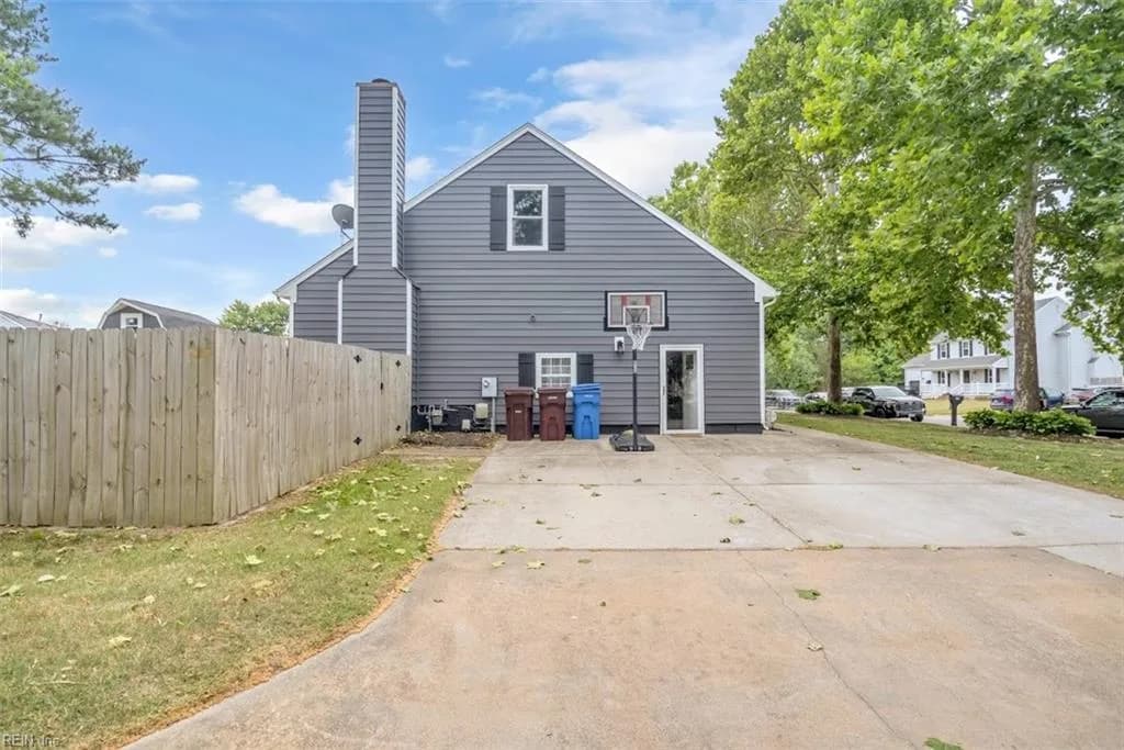 408 Knells Ridge DR, CHESAPEAKE VA 23320 - Photo 4