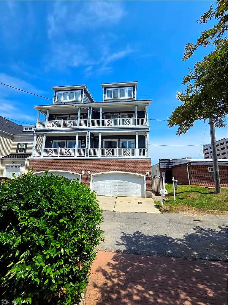 304 26 1/2 ST #A, VIRGINIA BEACH VA 23451 - Main photo