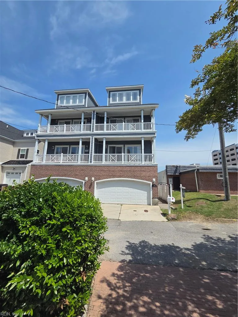304 26 1/2 ST #A, VIRGINIABEACH VA 23451